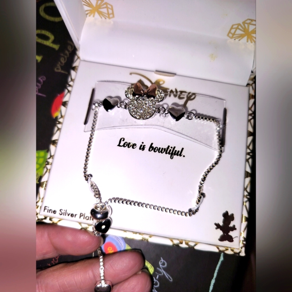 Disney Minnie Bowtique Adjustable Bracelet